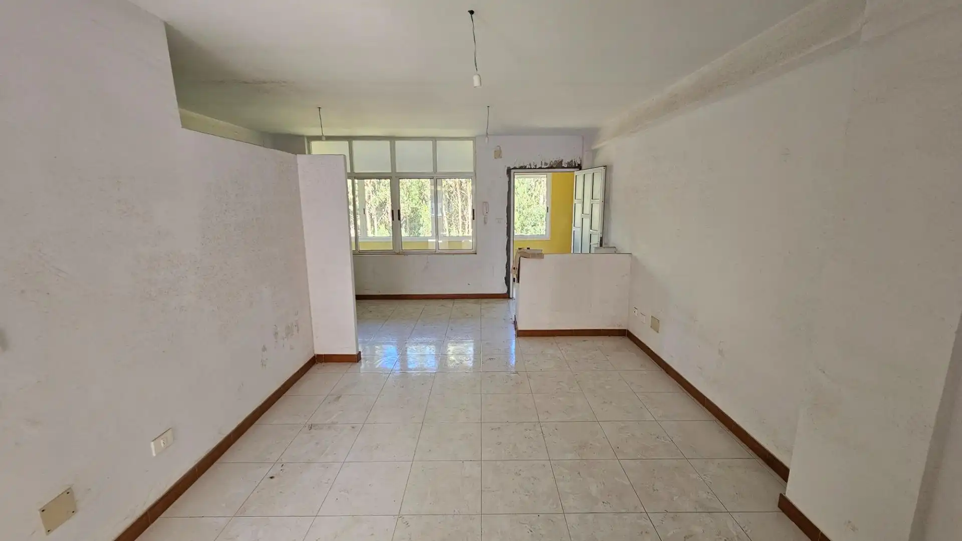 Sala d'estar de Pis en venda en Fisterra amb Traster