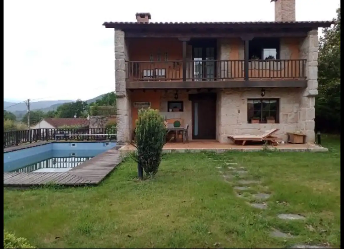 Casa con terraza en venta en Mondariz