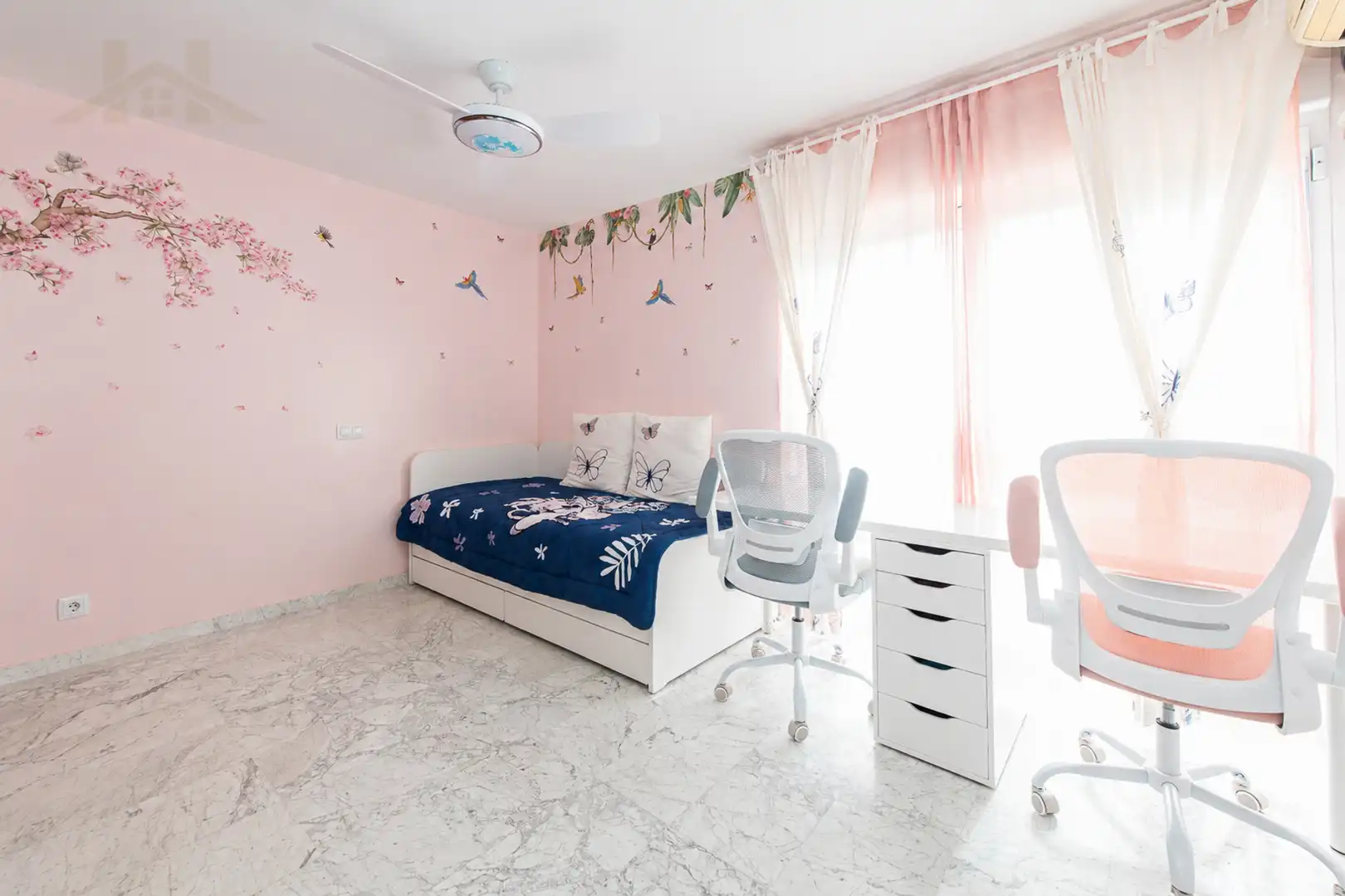 Bedroom of Houses for sale in La Moraleja  with Air Conditioner, Heating and Private garden