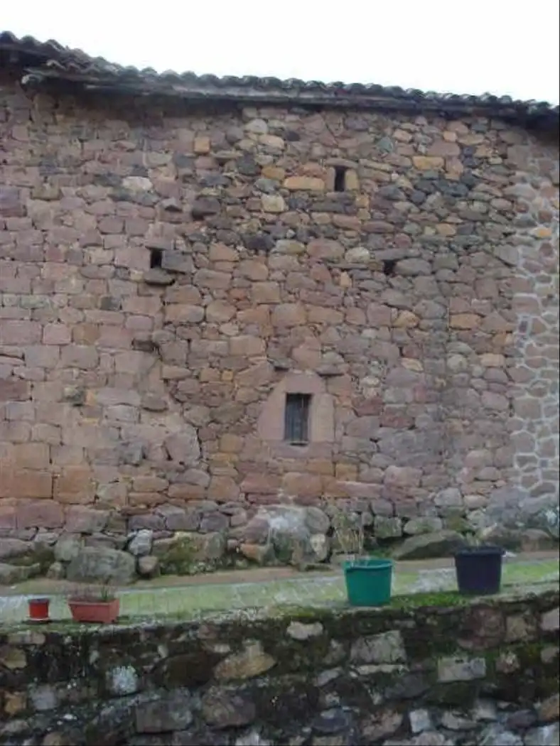 Vista exterior de Edificio en venta en Cabuérniga