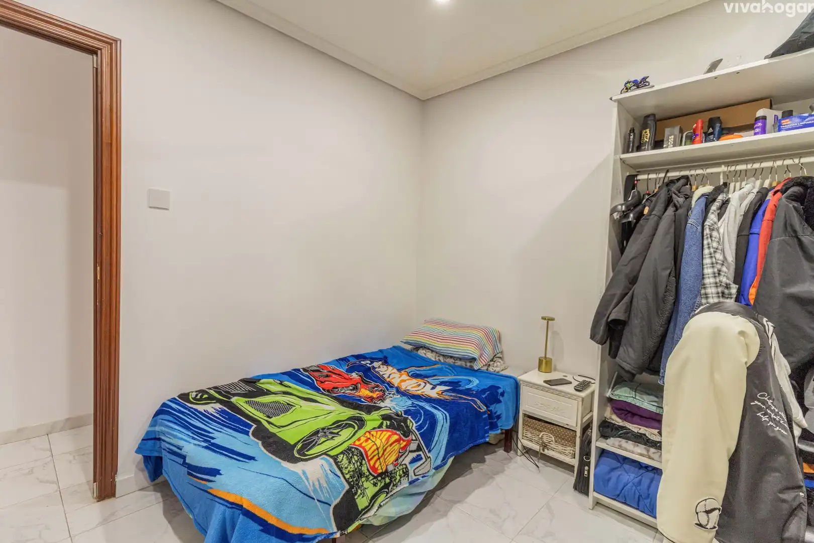 Habitación de Piso en venta en Madrid con Terraza y Trastero