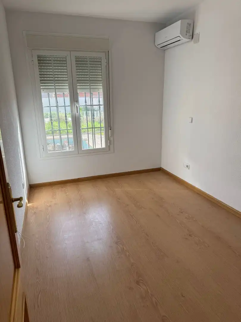 Habitación de Piso en venta en Malpica de Tajo con Aire acondicionado