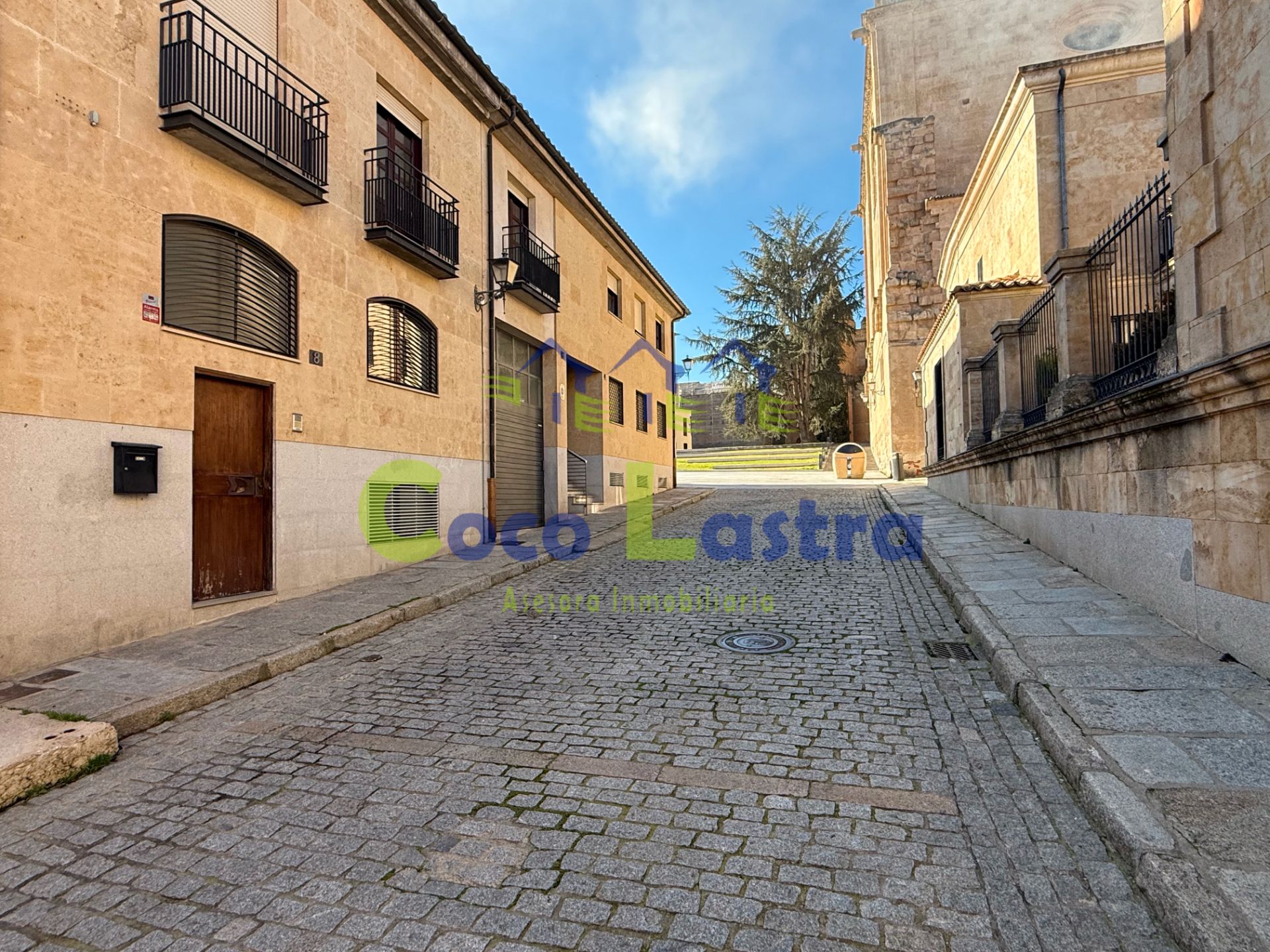 Vista exterior de Casa adosada en venda en Salamanca Capital amb Calefacció, Terrassa i Traster