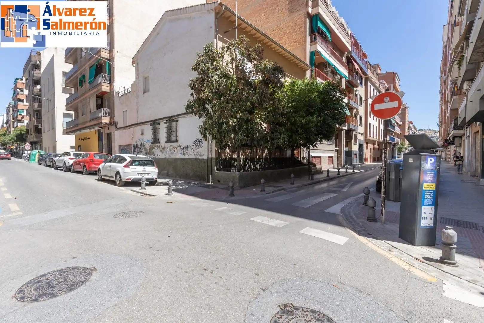 Vista exterior de Pis en venda en Granada amb Calefacció i Terrassa