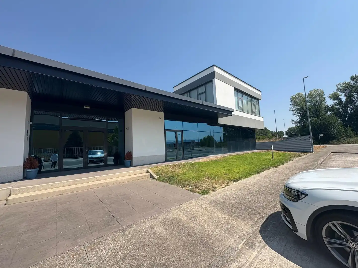Vista exterior de Nave industrial en venta en Camponaraya