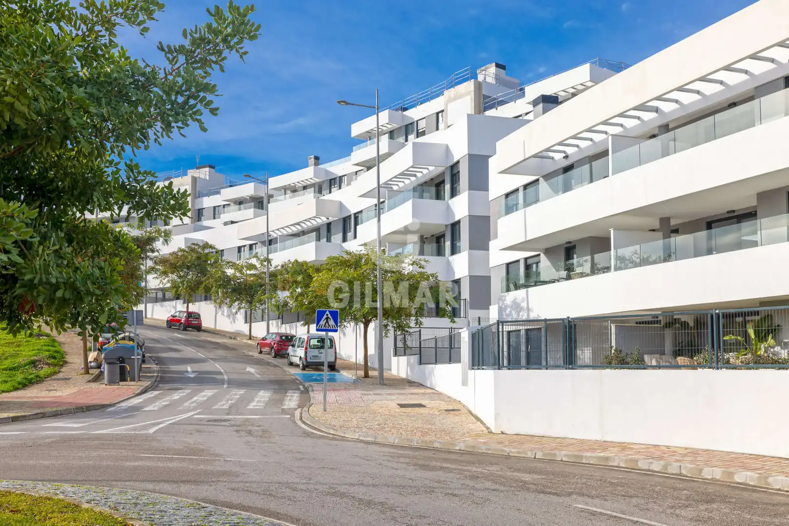 Vista exterior de Apartament en venda en Estepona amb Calefacció, Traster i Piscina