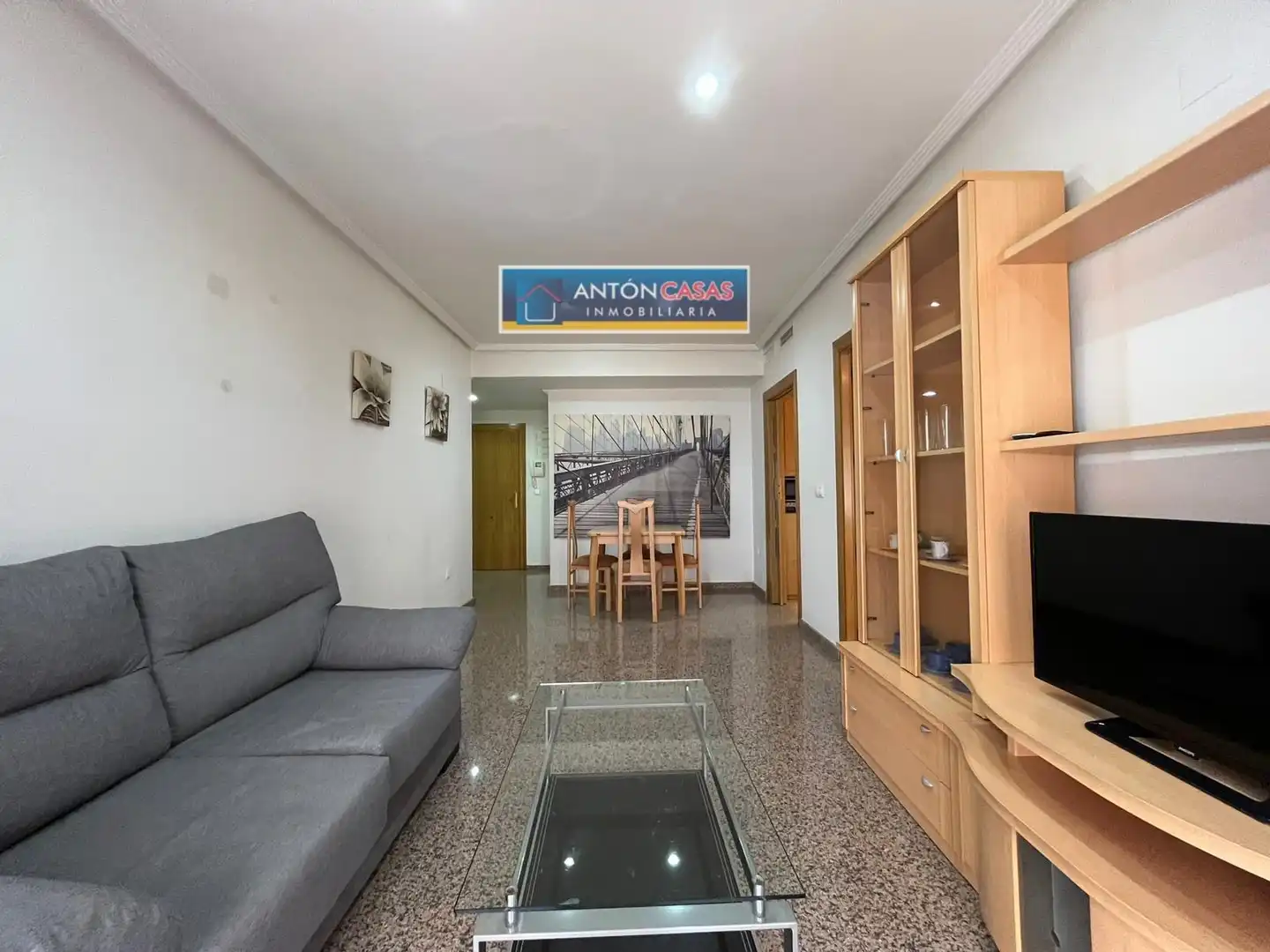 Sala de estar de Piso de alquiler en Elda con Aire acondicionado, Amueblado y Balcón
