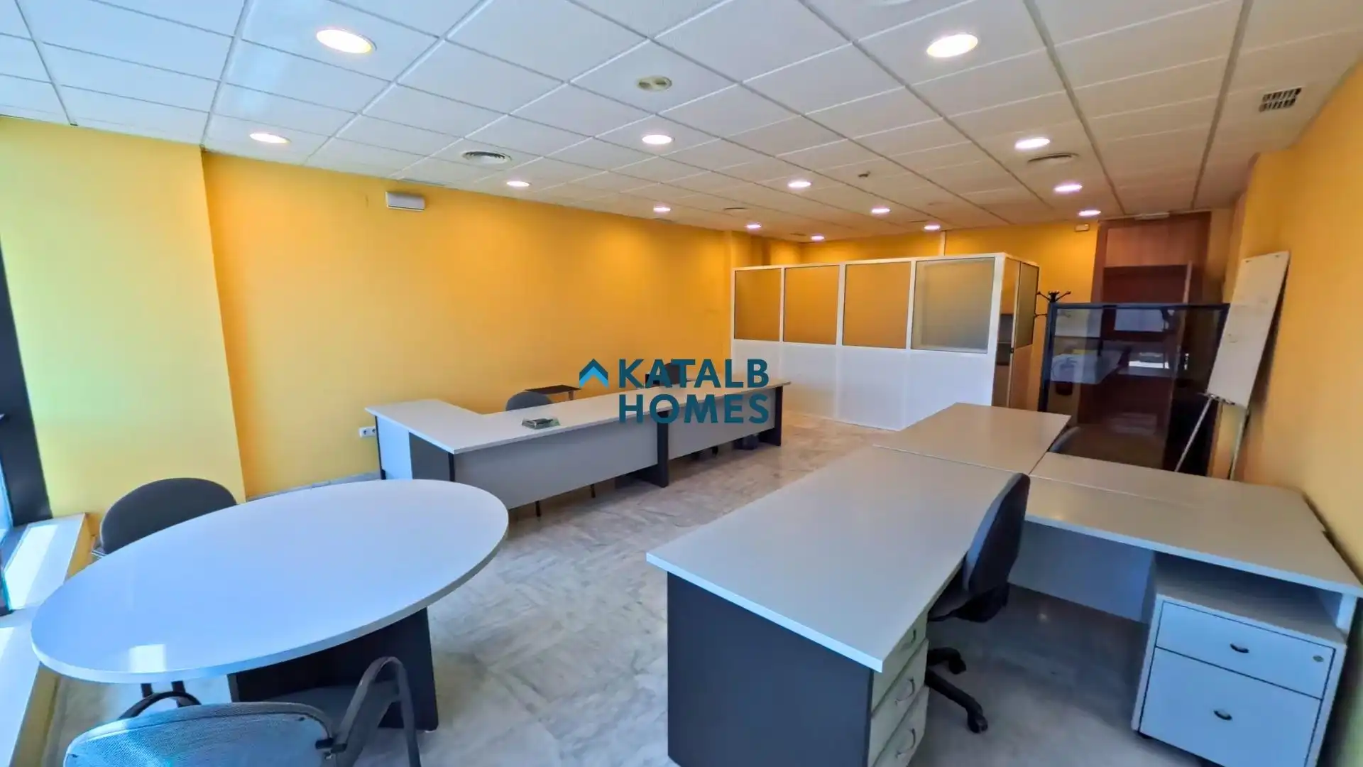 Büro zum Verkauf in Mairena del Aljarafe