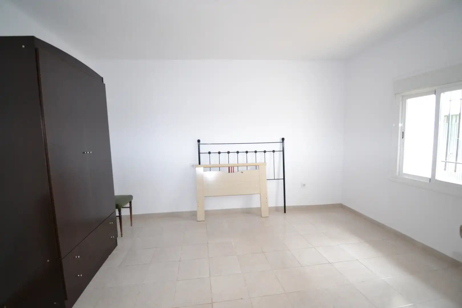 Dormitori de Casa o xalet en venda en Malpartida de Plasencia amb Moblat, Forn i Rentadora