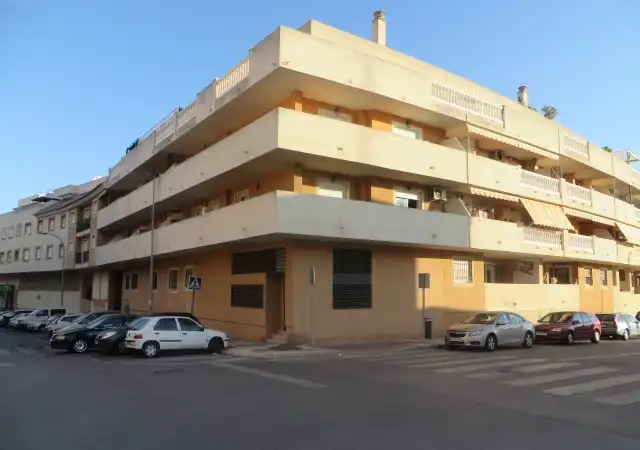 Vista exterior de Piso en venta en Rincón de la Victoria