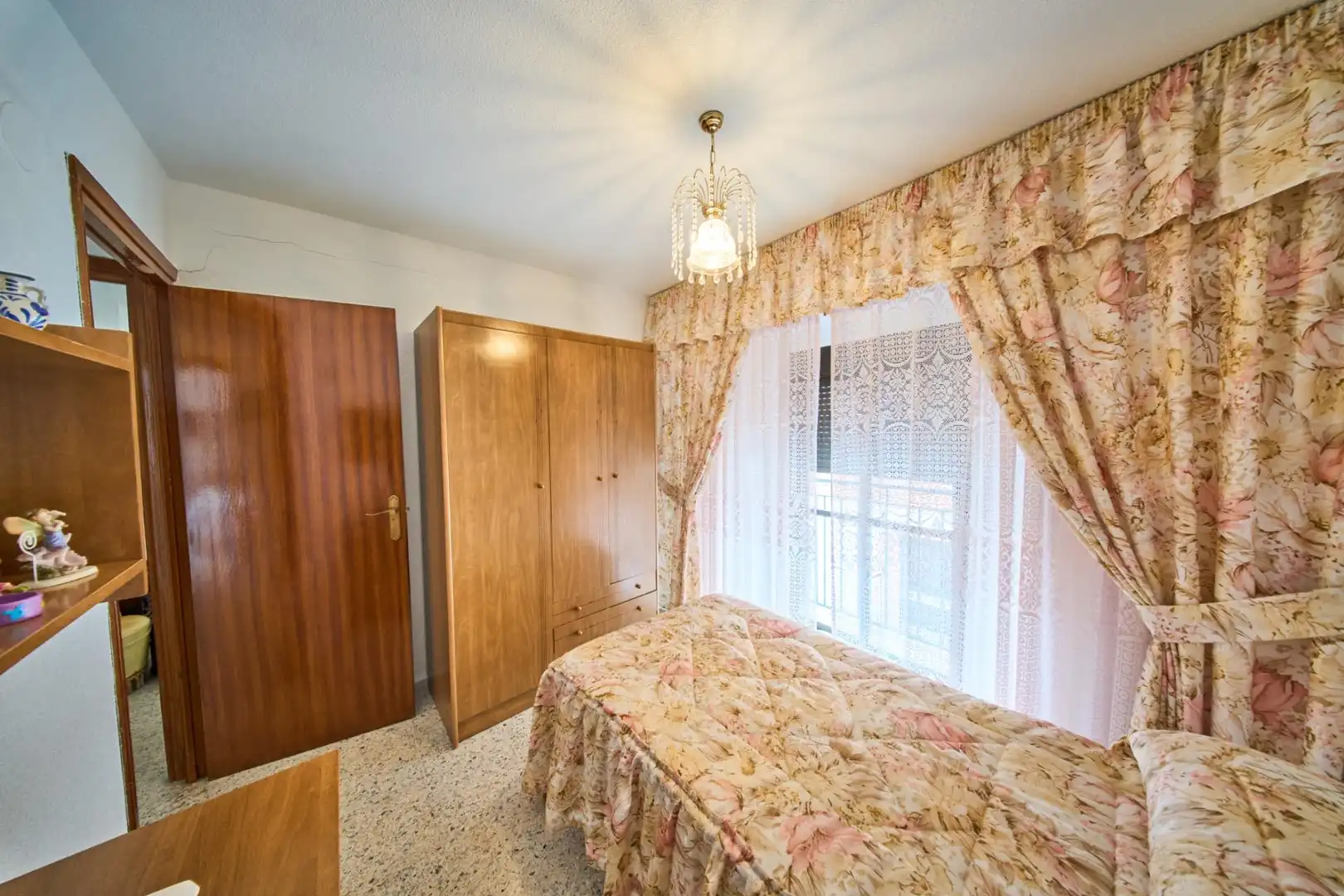 Dormitori de Casa o xalet en venda en Moclín