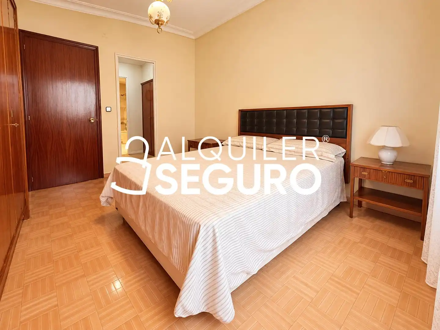 Habitación de Piso de alquiler en Chamberí