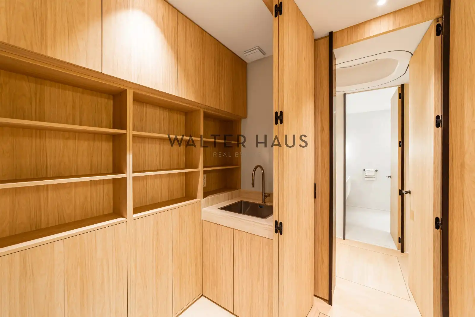 Kitchen of Flat for sale in Madrid  with Air Conditioner, Heating and Oven