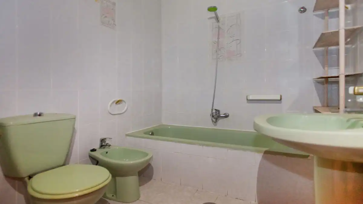 Badezimmer von Wohnung zum Verkauf in La Carolina