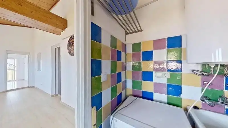Küche von Dachboden zum Verkauf in Cúllar Vega mit Terrasse und Balkon