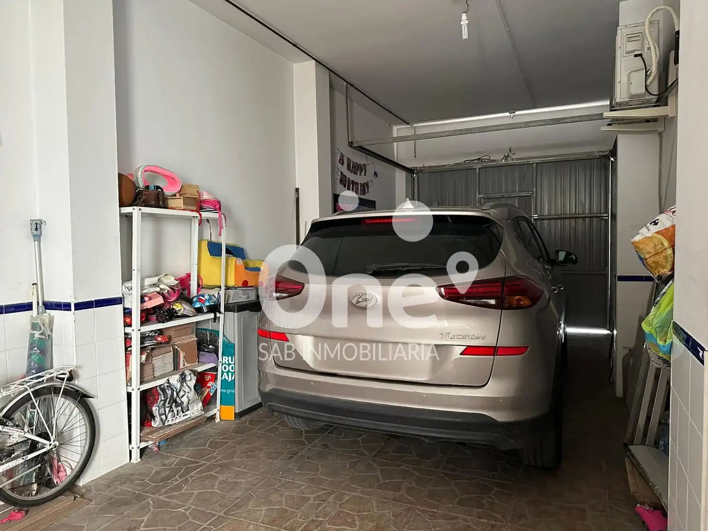 Aparcament de Casa adosada en venda en San Antonio de Benagéber amb Aire condicionat, Calefacció i Terrassa
