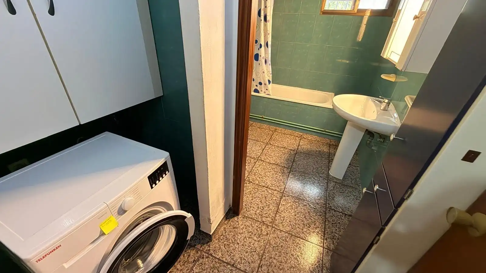 Bathroom of Flat for rent in Almansa, Albacete