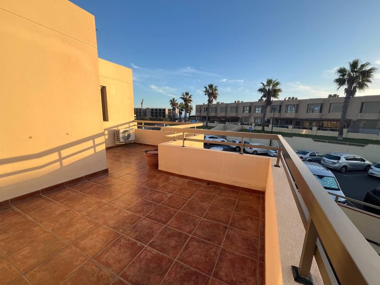 Terrassa de Casa adosada en venda en Granadilla de Abona amb Aire condicionat, Terrassa i Traster