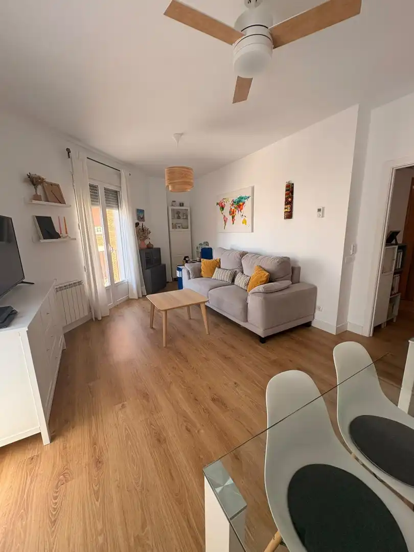Piso con terraza en venta en Flor, imagen 2