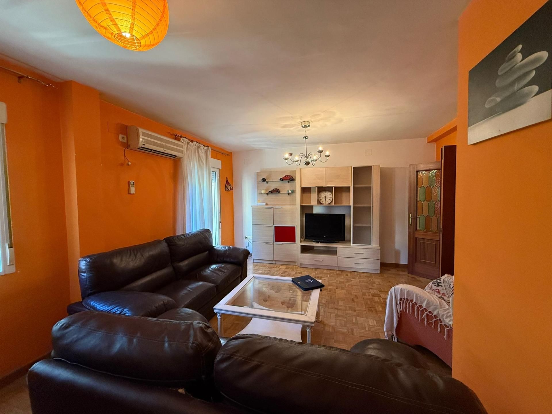 Sala d'estar de Pis en venda en Cáceres Capital amb Aire condicionat i Balcó