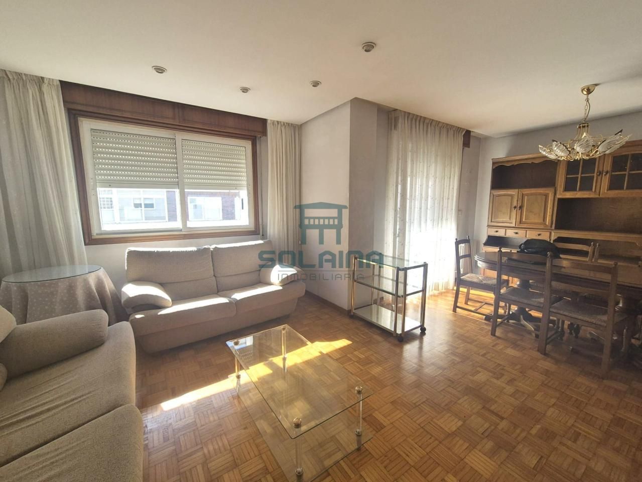Sala de estar de Piso en venta en Ourense Capital  con Calefacción, Parquet y Trastero