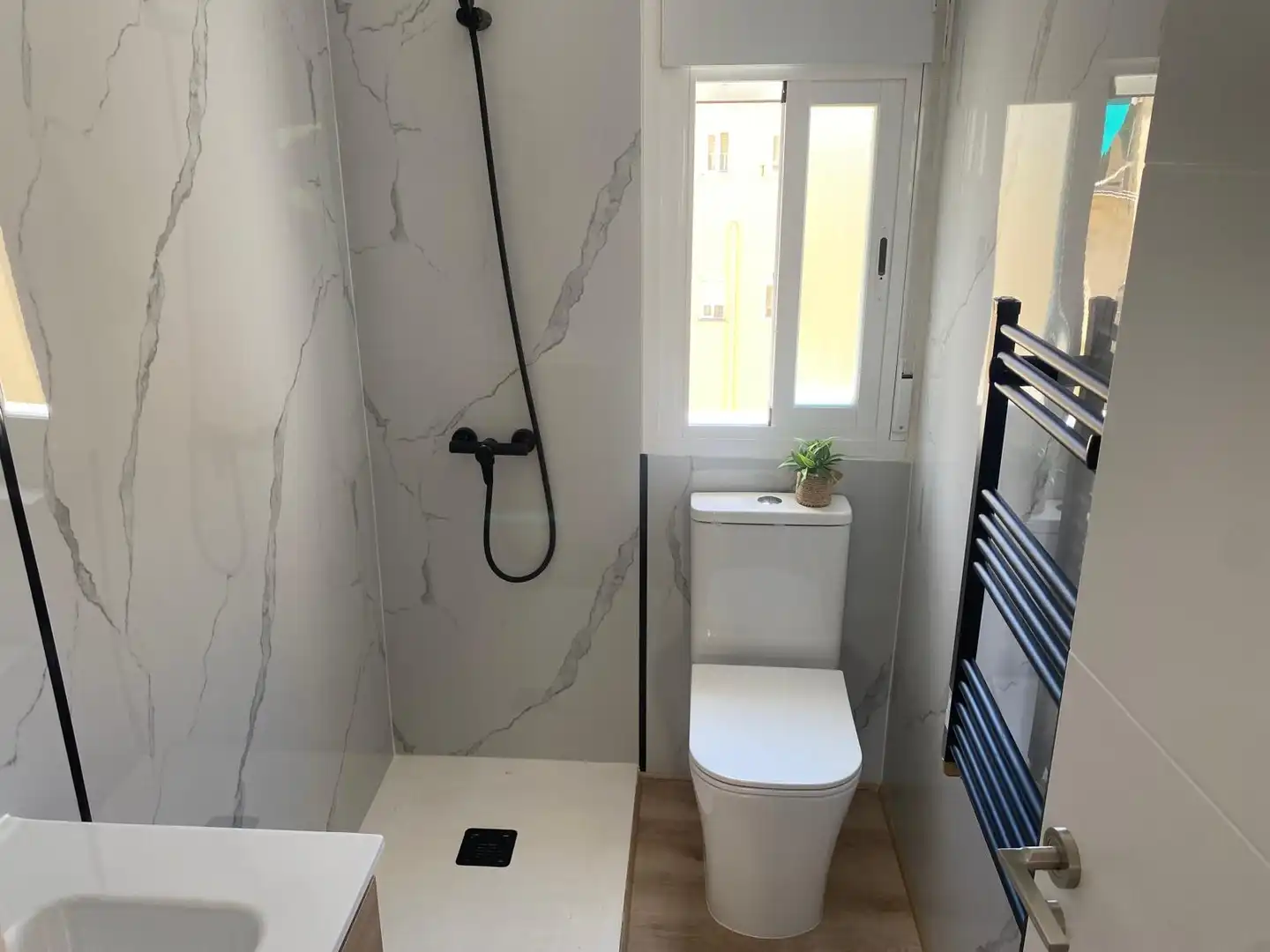 Baño de Piso en venta en Ciudad Real con Calefacción y Balcón