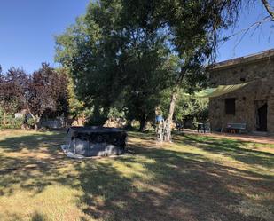 Jardí de Casa o xalet en venda en Pelayos del Arroyo amb Terrassa i Piscina