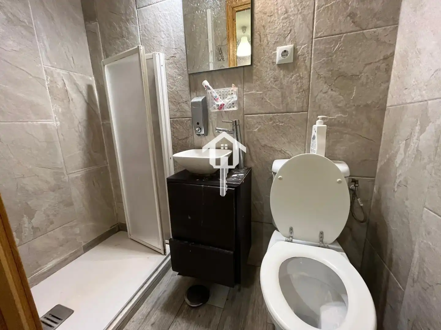 Bany de Pis en venda en Alicante / Alacant