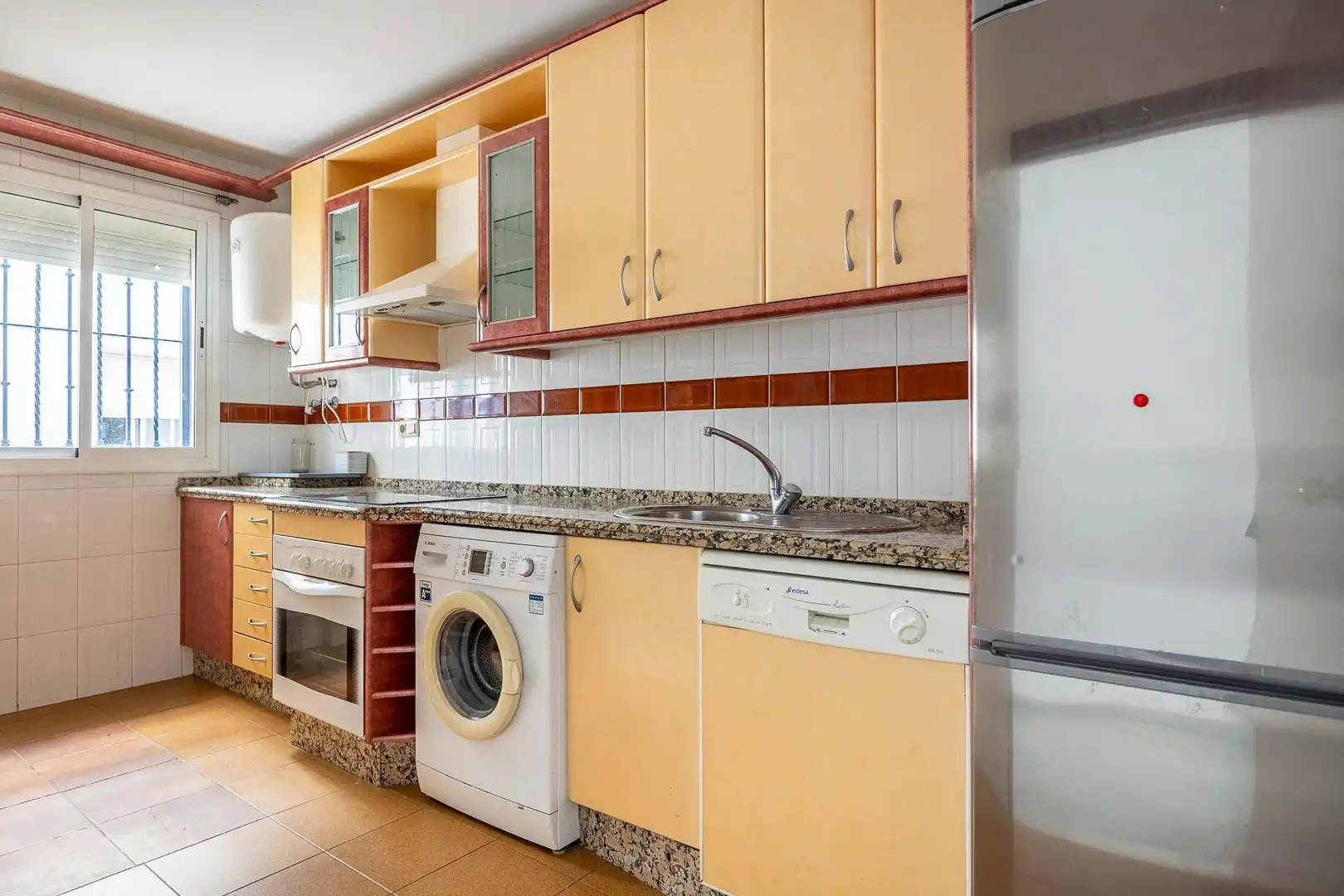 Cocina de Piso en venta en Alcalá de Guadaira con Aire acondicionado, Terraza y Balcón