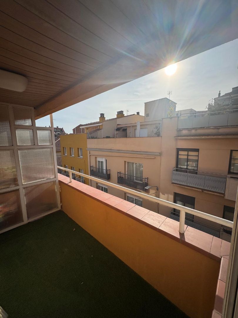 Exterior view of Flat to rent in Sant Cugat del Vallès  with Heating, Parquet flooring and Terrace
