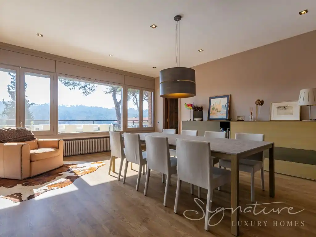 Comedor de Casa o chalet en venta en Sant Cugat del Vallès con Calefacción, Jardín privado y Terraza