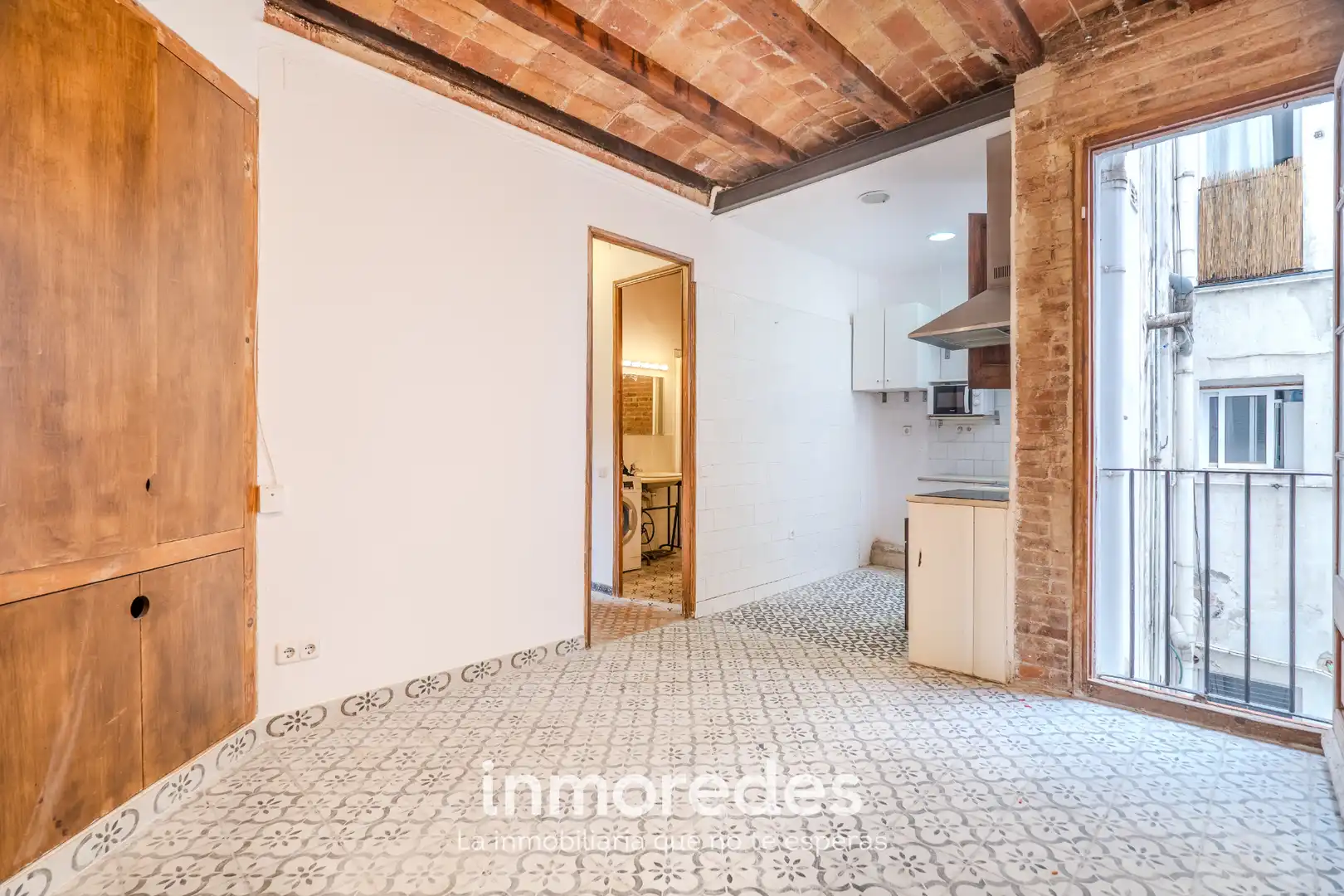 Vista exterior de Piso en venta en Barcelona con Balcón
