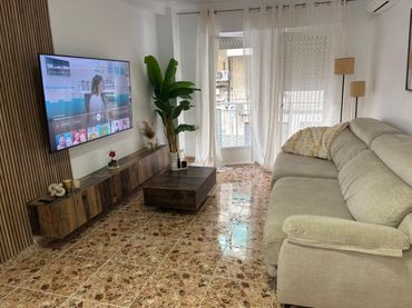 Piso con balcón en alquiler en Elche ciudad