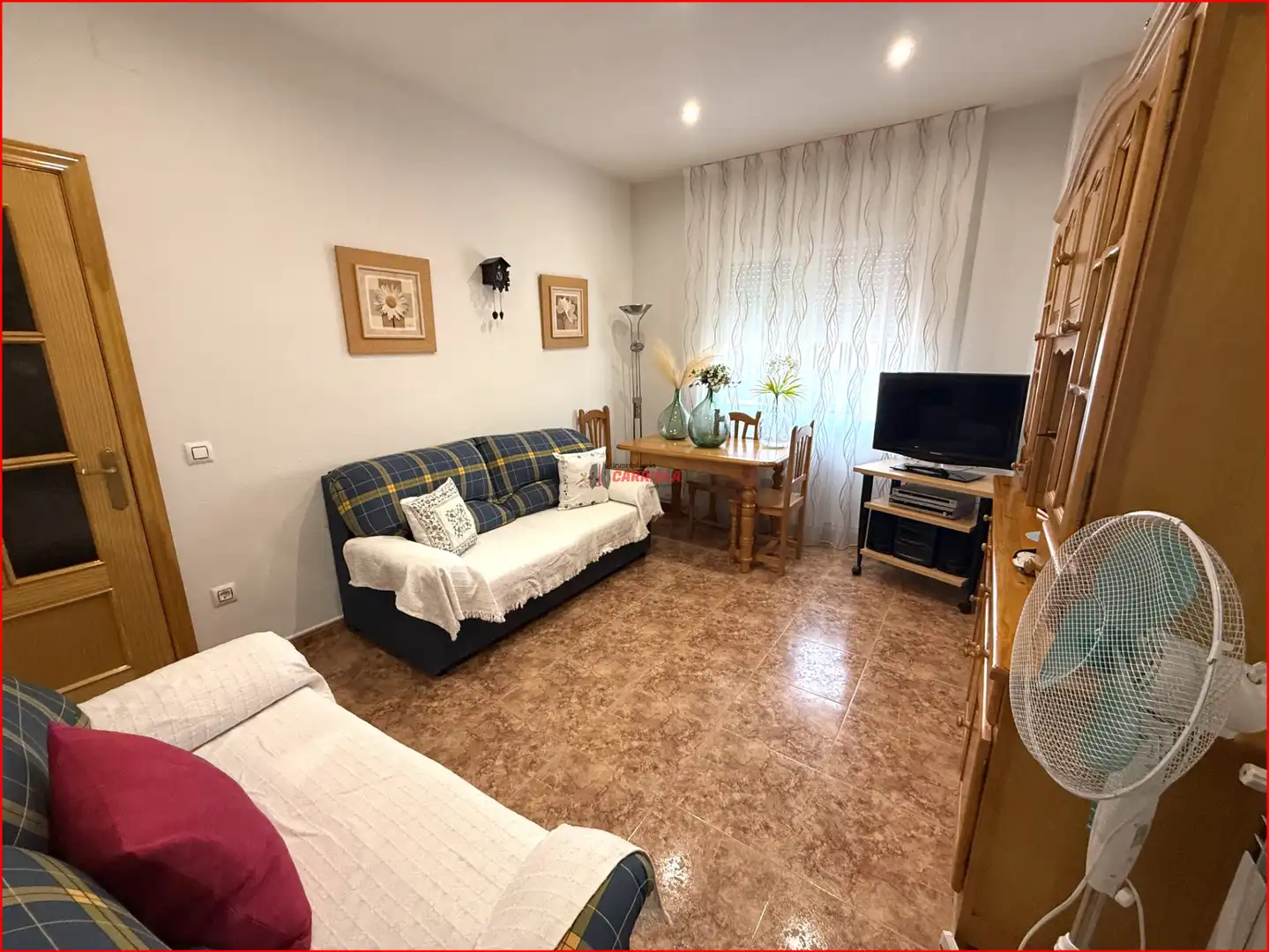 Sala de estar de Casa adosada en venta en El Casar de Escalona con Aire acondicionado, Calefacción y Trastero