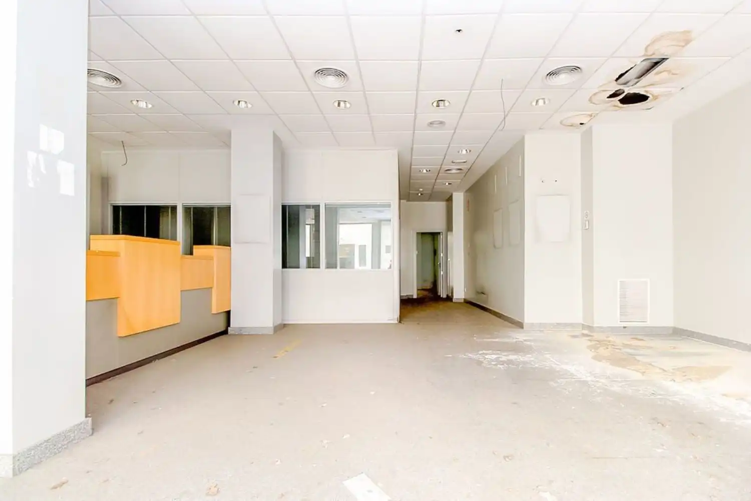 Commercial properties for sale in Ciudad Real  with Air Conditioner