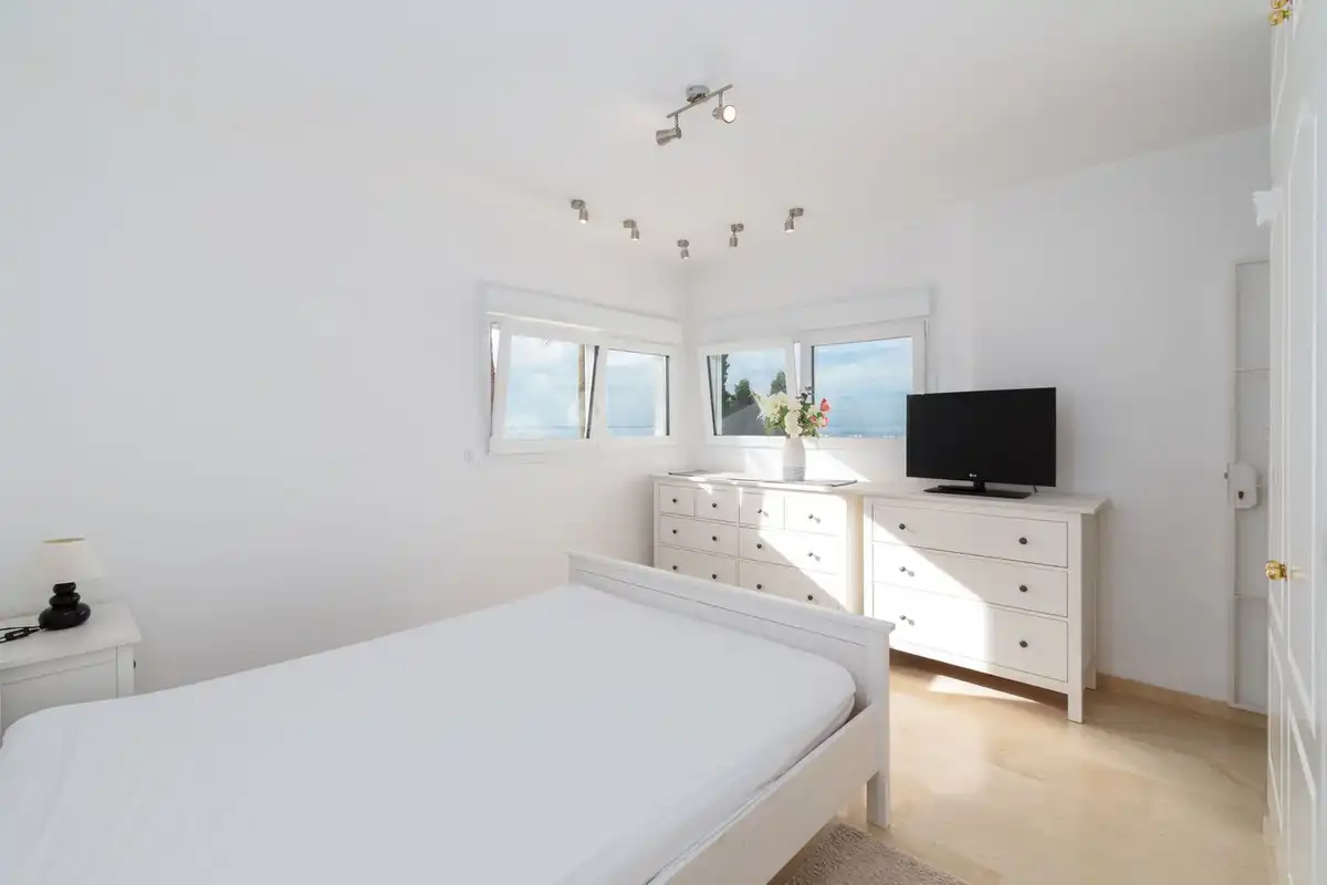 Bedroom of Houses for sale in Mijas  with Air Conditioner, Heating and Private garden