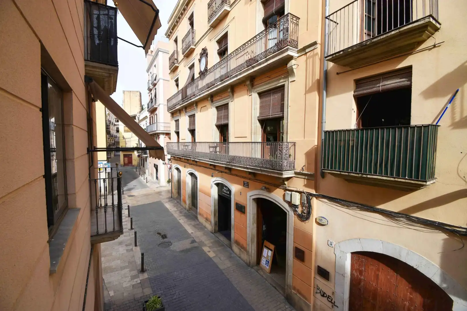 Vista exterior de Pis en venda en Vilanova i la Geltrú amb Calefacció i Balcó