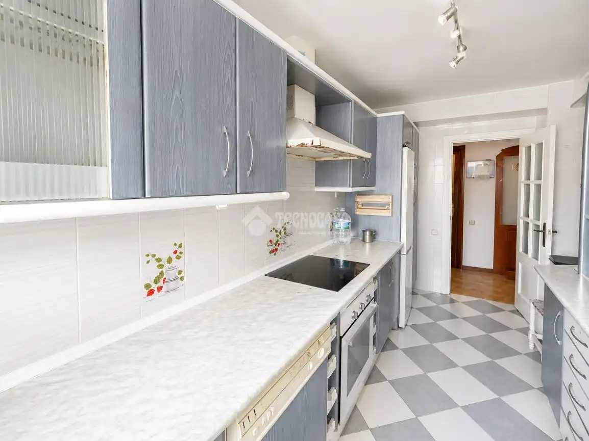 Kitchen of Flat for sale in Málaga