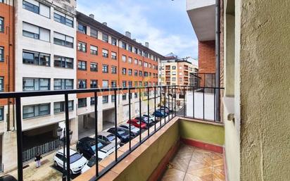 Exterior view of Flat for sale in Oviedo   with Heating, Terrace and Storage room
