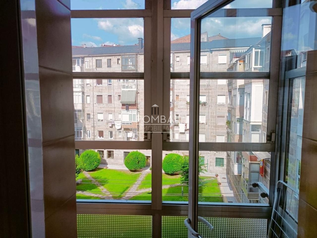 Exterior view of Flat to rent in Ourense Capital   with Heating, Terrace and Storage room