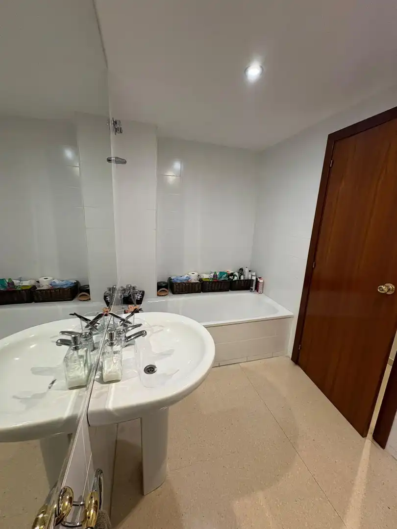 Baño de Piso en venta en Castellar del Vallès con Aire acondicionado, Calefacción y Balcón