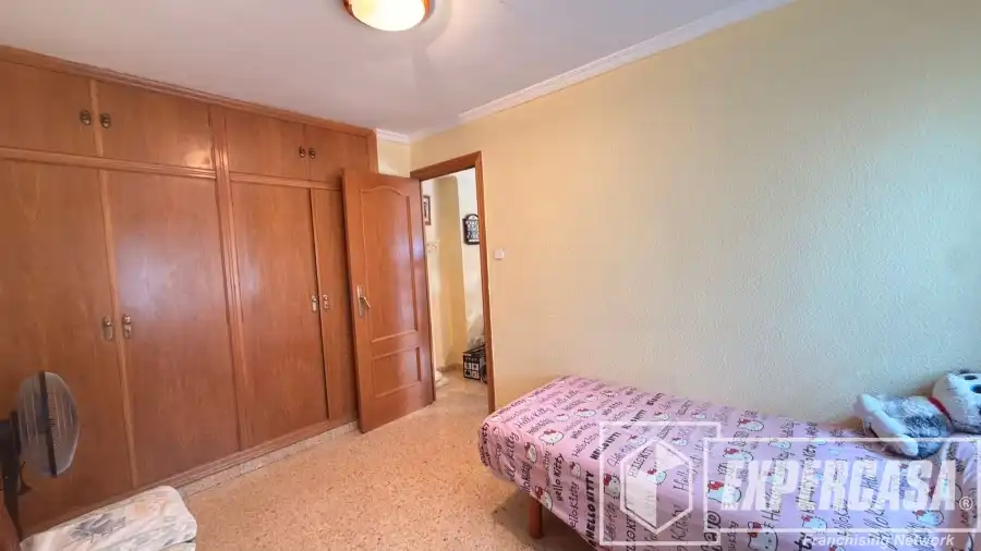 Habitación de Piso en venta en Valencia con Terraza y Trastero
