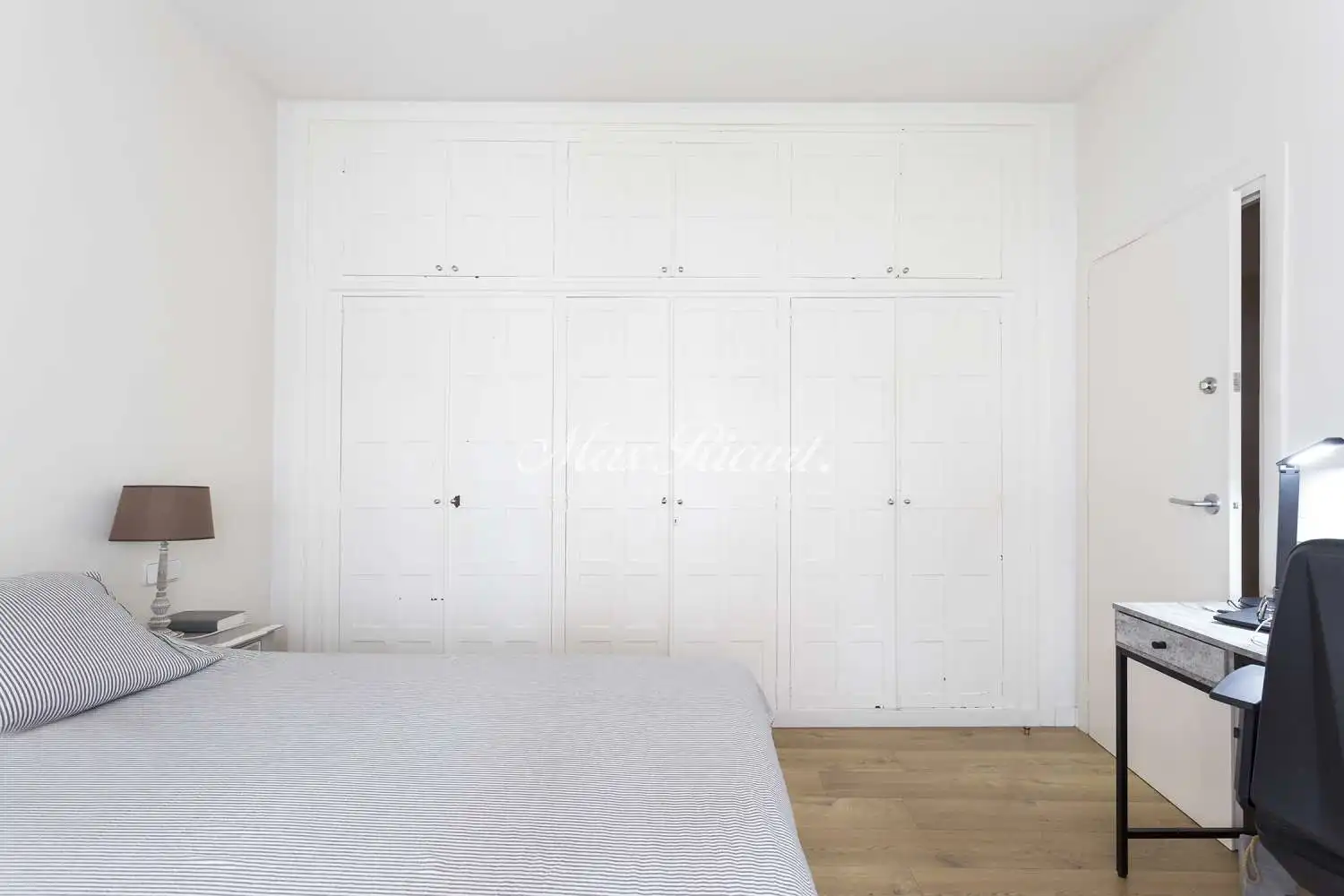 Schlafzimmer von Wohnung zur Miete in Barcelona mit Klimaanlage, Heizung und Terrasse