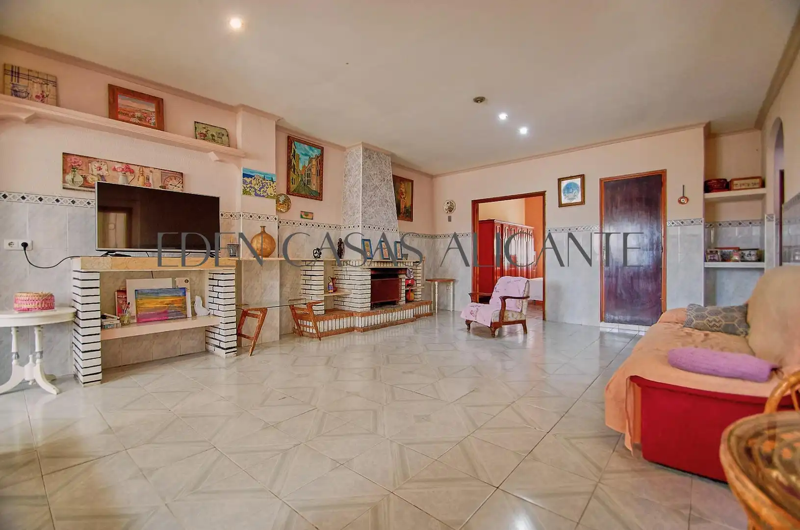 Casa adosada en venda en El Campello amb Jardí privat, Terrassa i Traster
