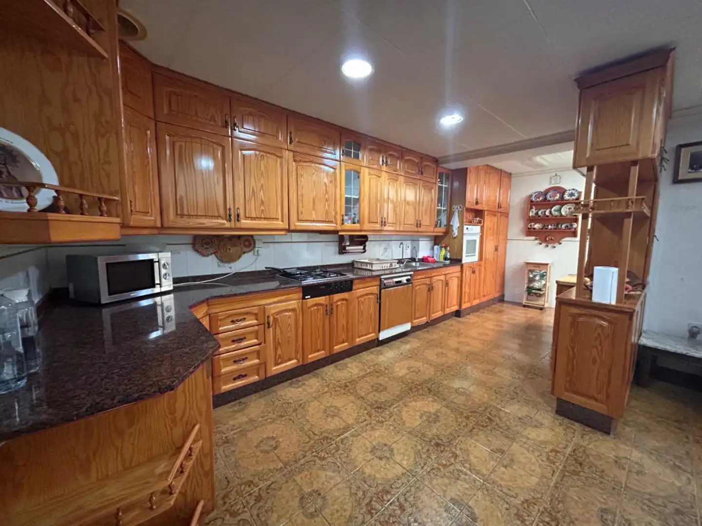 Cocina de Casa o chalet en venta en Guardamar del Segura con Aire acondicionado, Jardín privado y Amueblado
