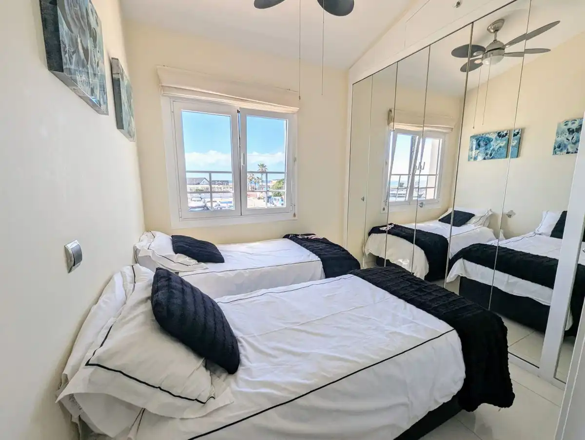 Habitación de Ático en venta en Marbella con Aire acondicionado, Amueblado y Piscina comunitaria