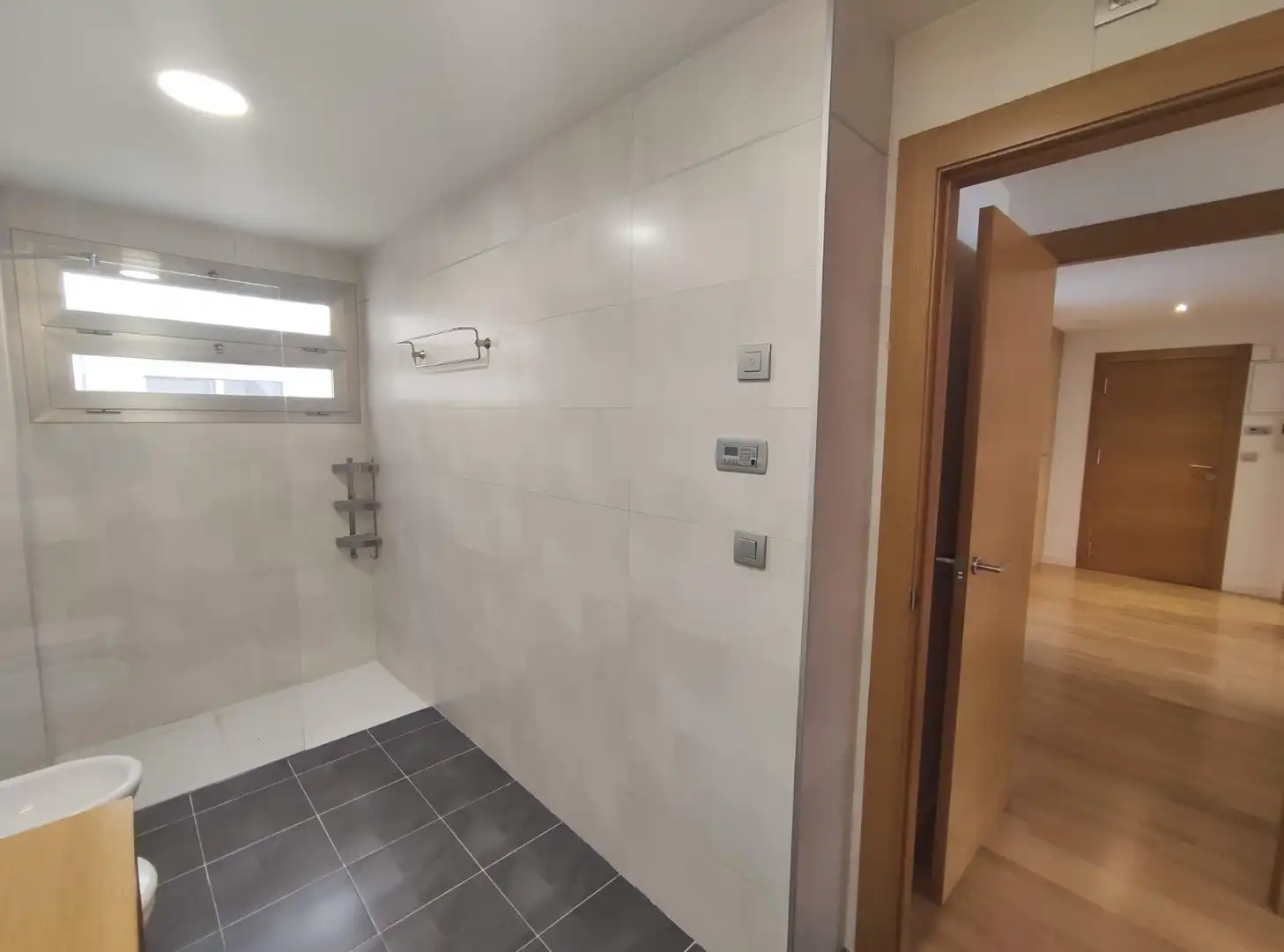 Baño de Piso en venta en Elche / Elx con Aire acondicionado y Calefacción