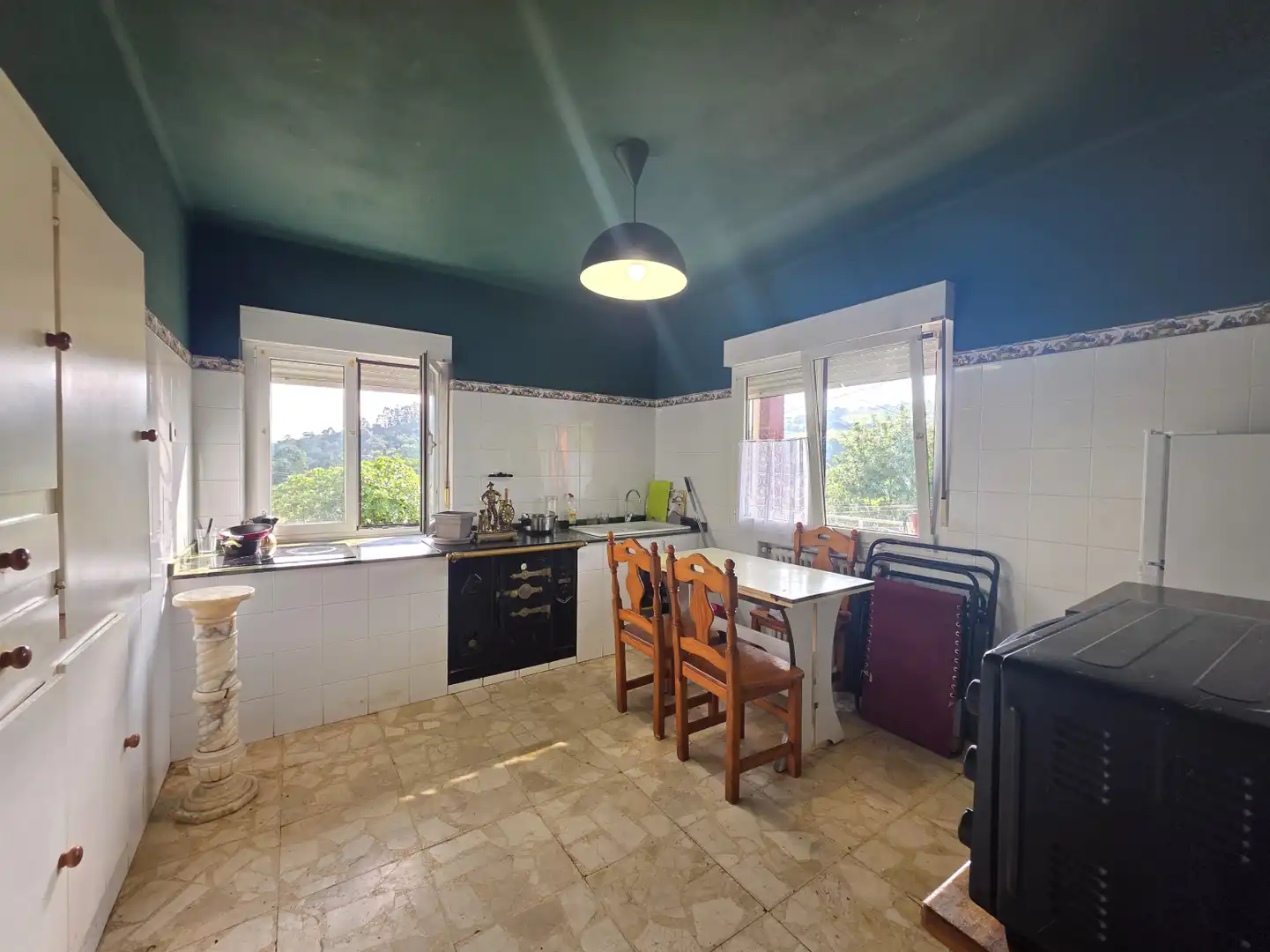 Cocina de Casa o chalet en venta en Siero con Calefacción, Parquet y Terraza