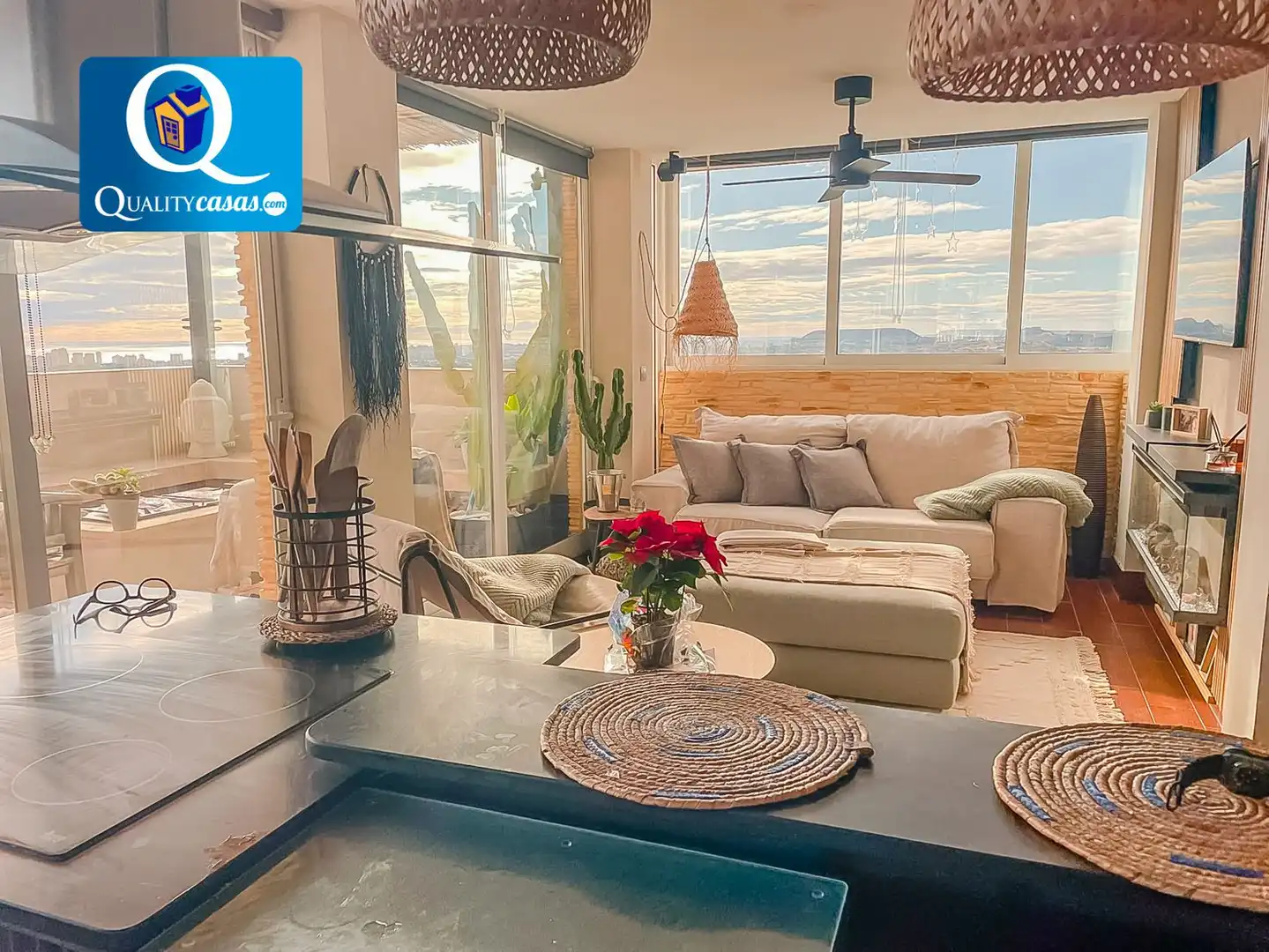 Wohnzimmer von Dachboden zur Miete in Mutxamel mit Klimaanlage, Terrasse und Gemeinschaftspool