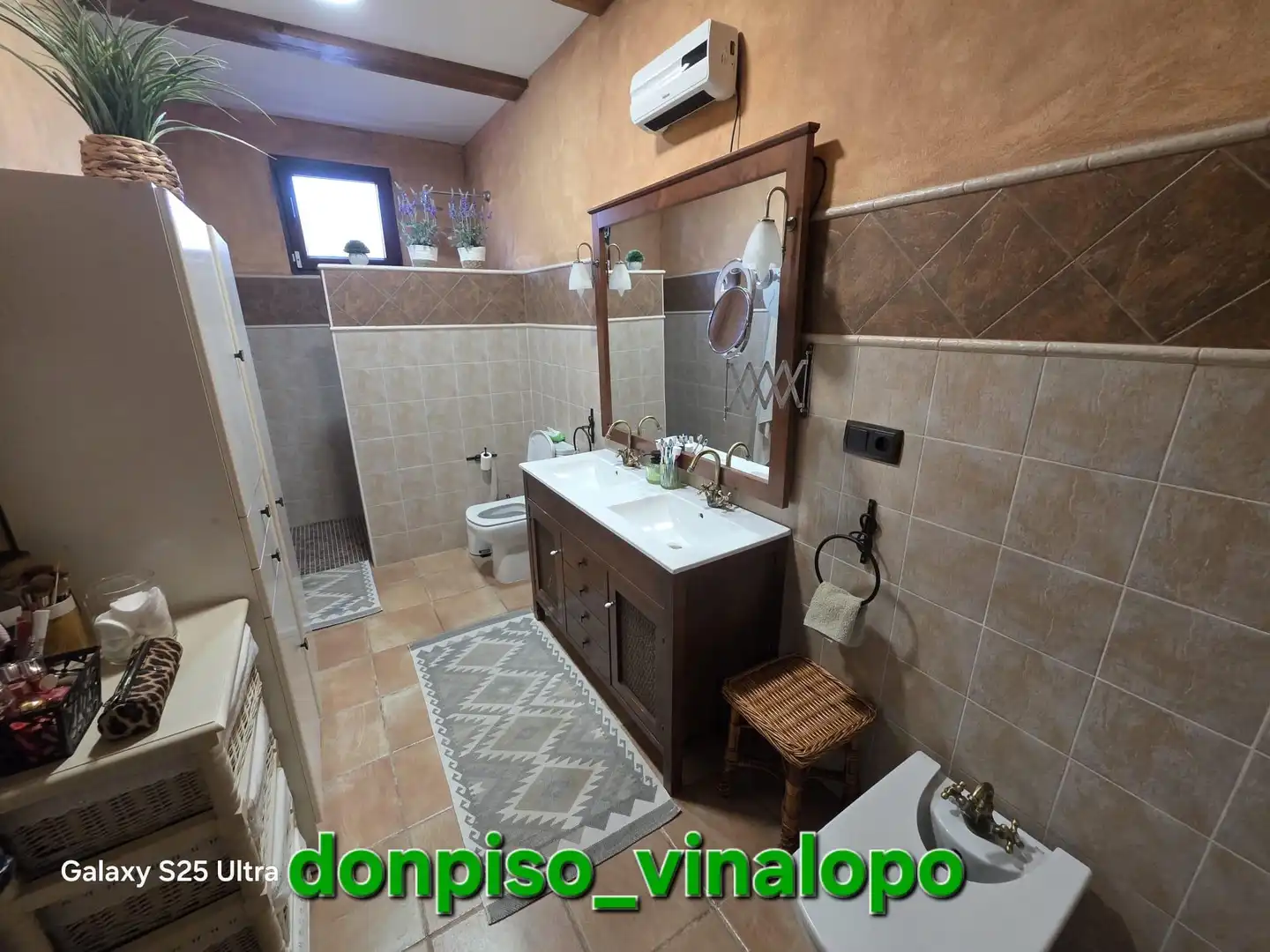 Baño de Finca rústica en venta en Petrer, Alicante